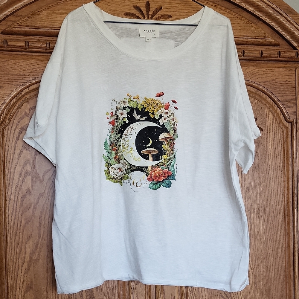 Andree White Celestial Graphic Tee